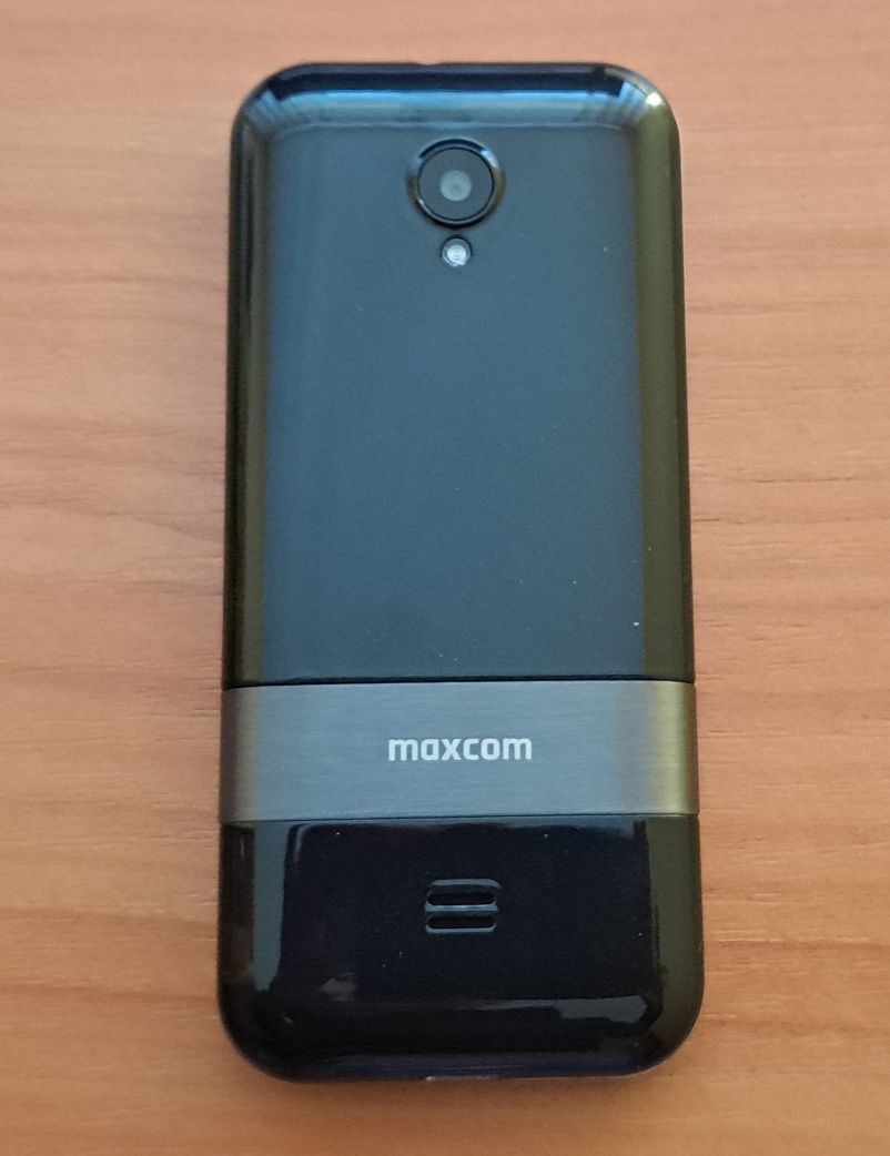 Telefon MAXCOM MM334