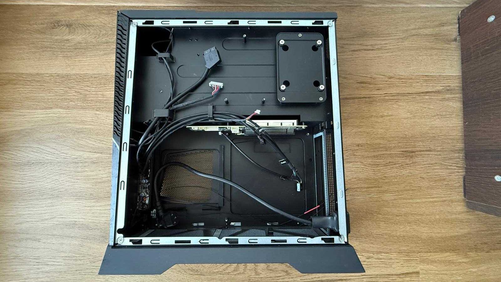 msi trident x b924 obudowa pc sff mini itx