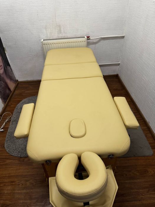 Масажний стіл на 3 секції