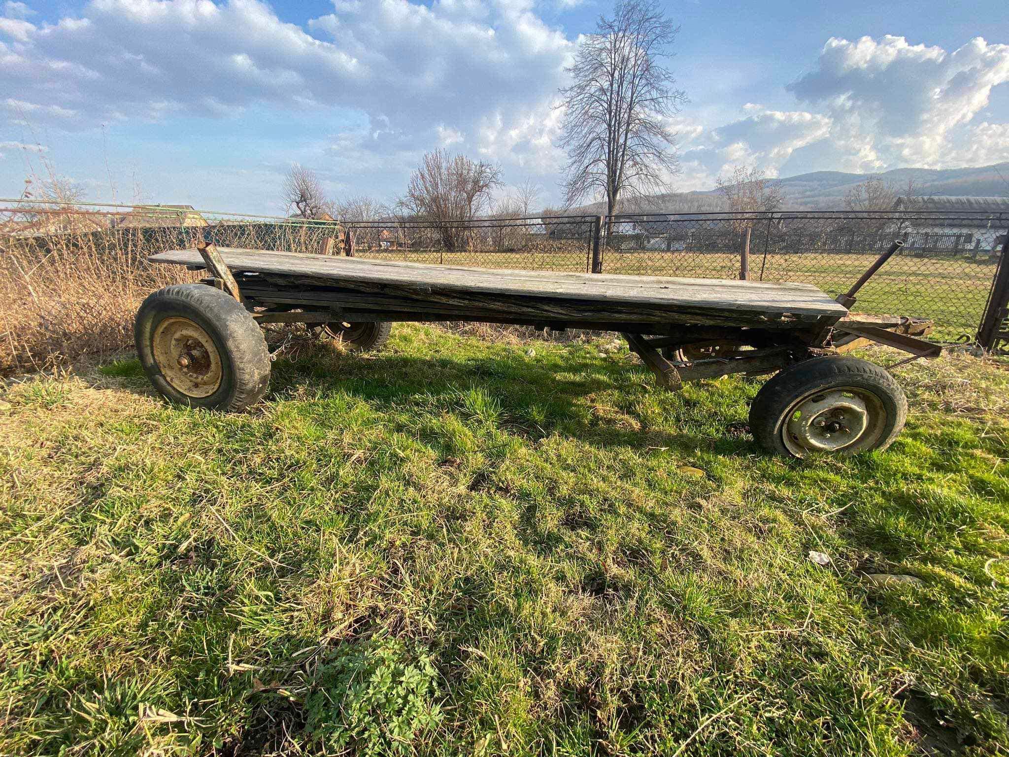 Фіра, Віз, причіп