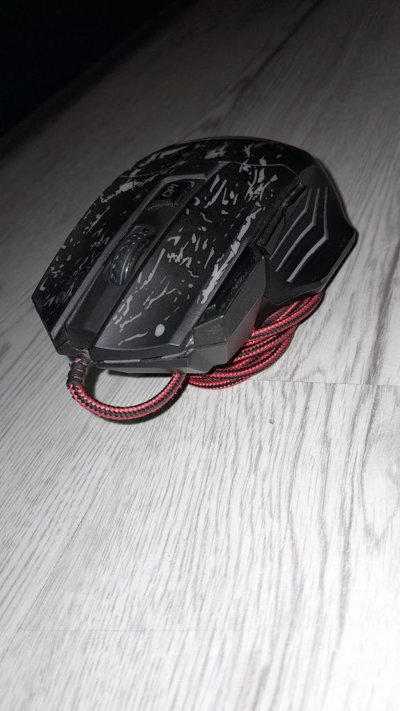 Myszka gamingowa RGB