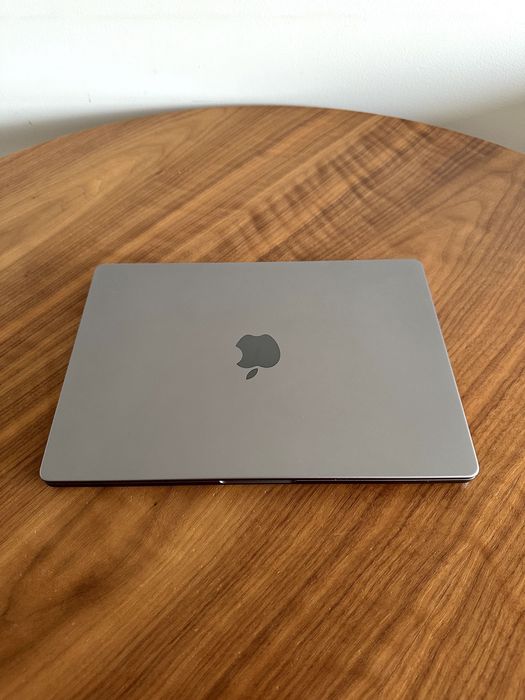 MacBook Pro 14 16GB / 1TB M1 Pro