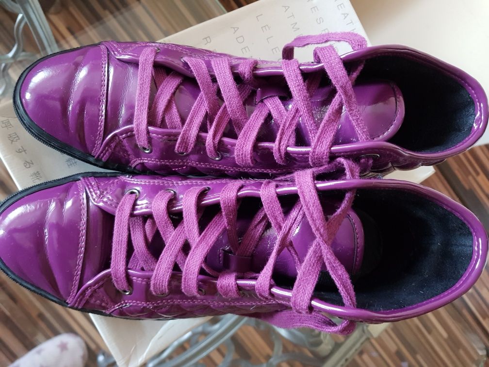 Sneakersy GEOX purpurowe lakierowane pikowane