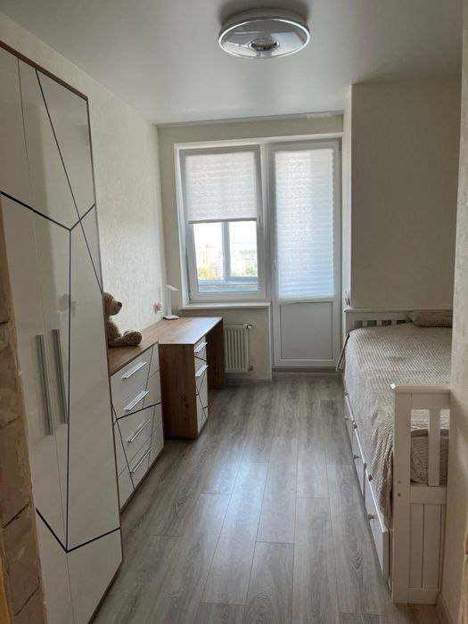 Прев'ю фото 4