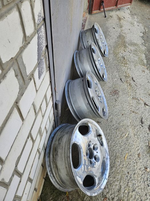 Продам Диски 17 Диаметр с Мерседеса Е класс