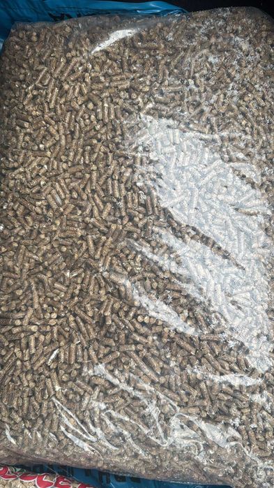 Wysokiej jakości Sosnowy Pellet - EnPlus A1 - 990 KG 66 Worków x 15Kg