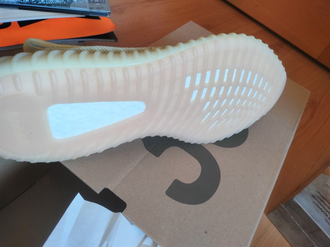 Yeezy boost 350 V2 Antlia