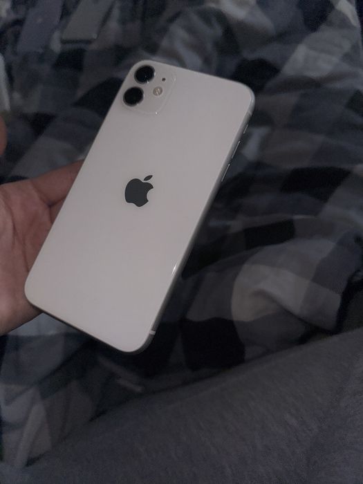 iphone 11 biały stan bdb