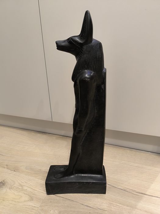 Posąg egipski Anubis szakal - Łódź