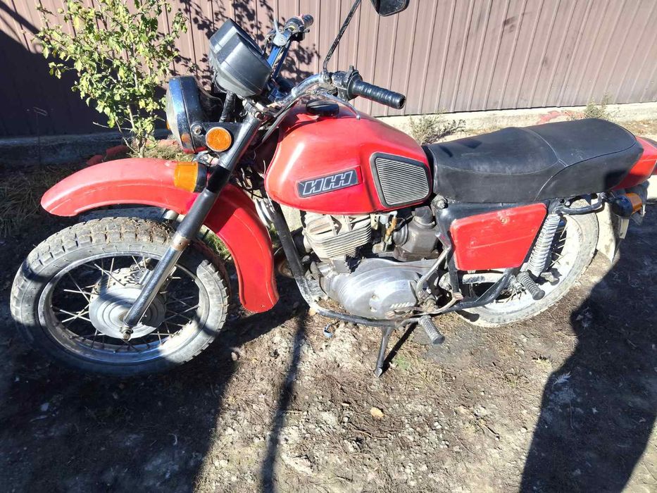 Мотоцикл іж планета 5 в гарному стані.