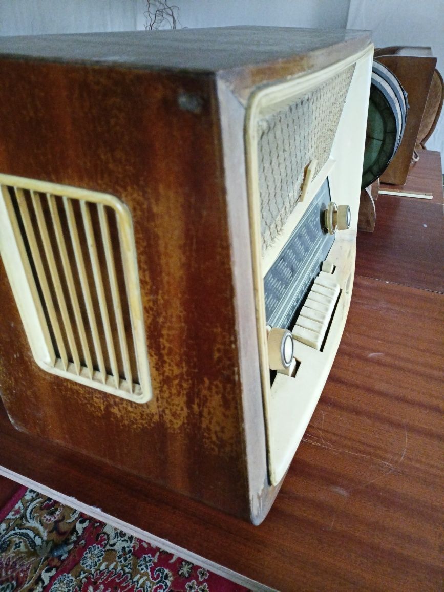 Stare radio lampowe Tatry