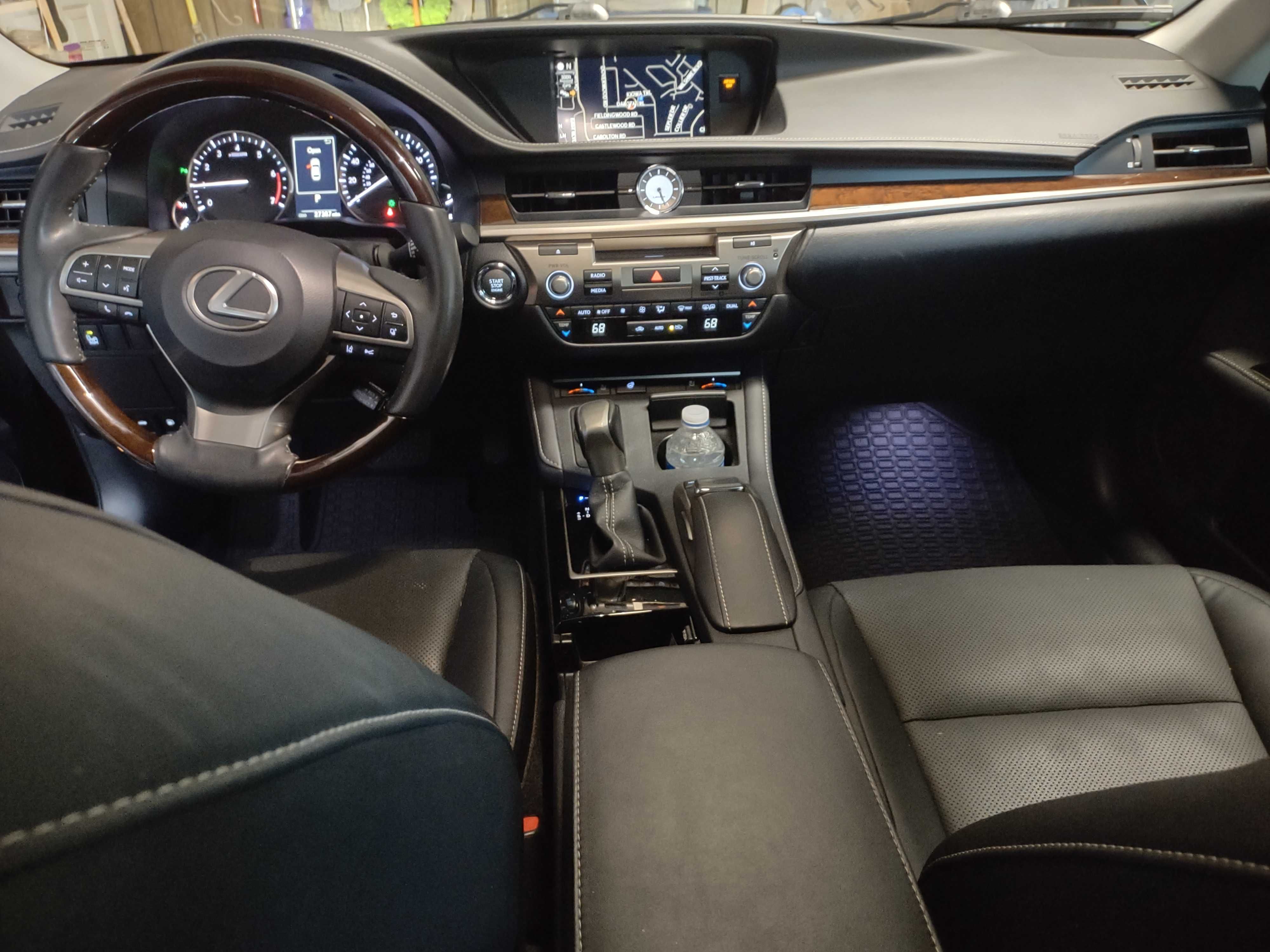 2017 Lexus ES 350 Sedan 4D