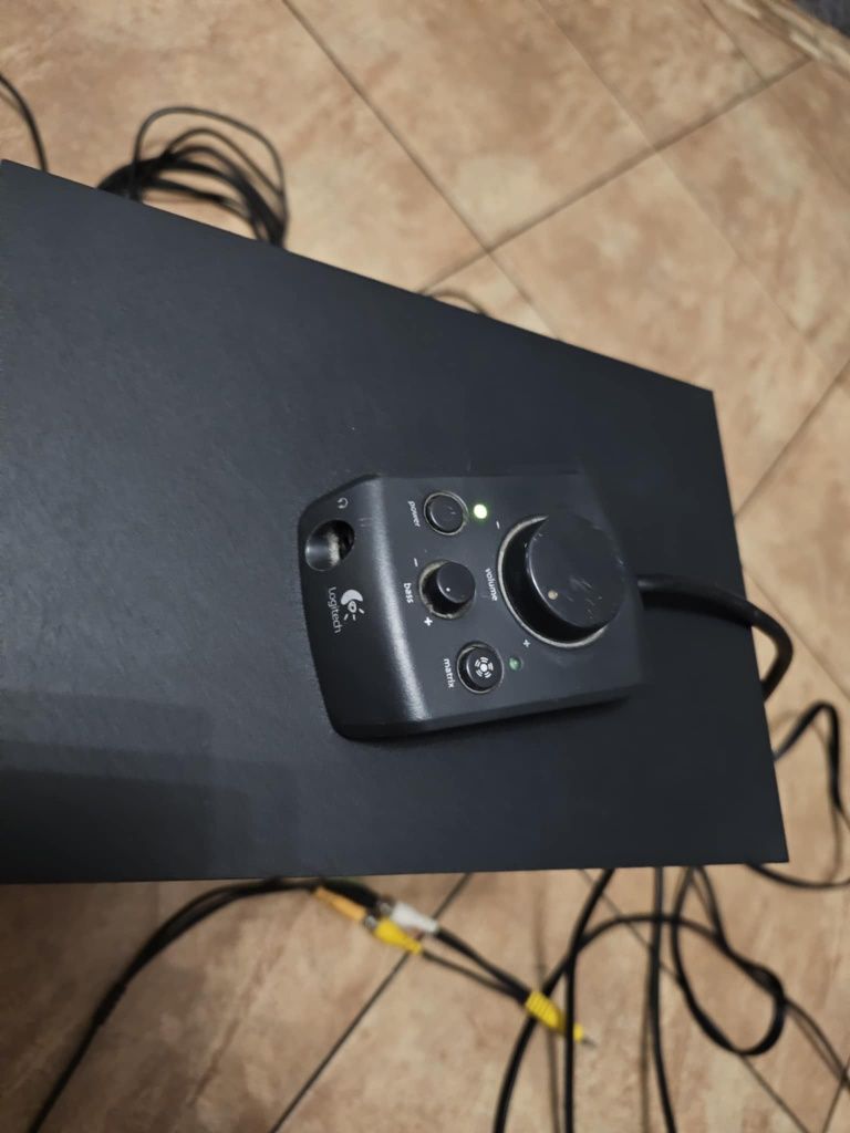Logitech X540 bd stan