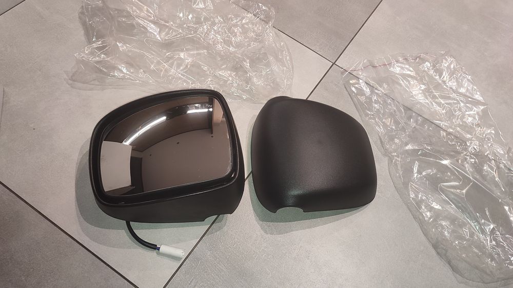 LUSTERKO zewnętrzne małe DAF XF 105