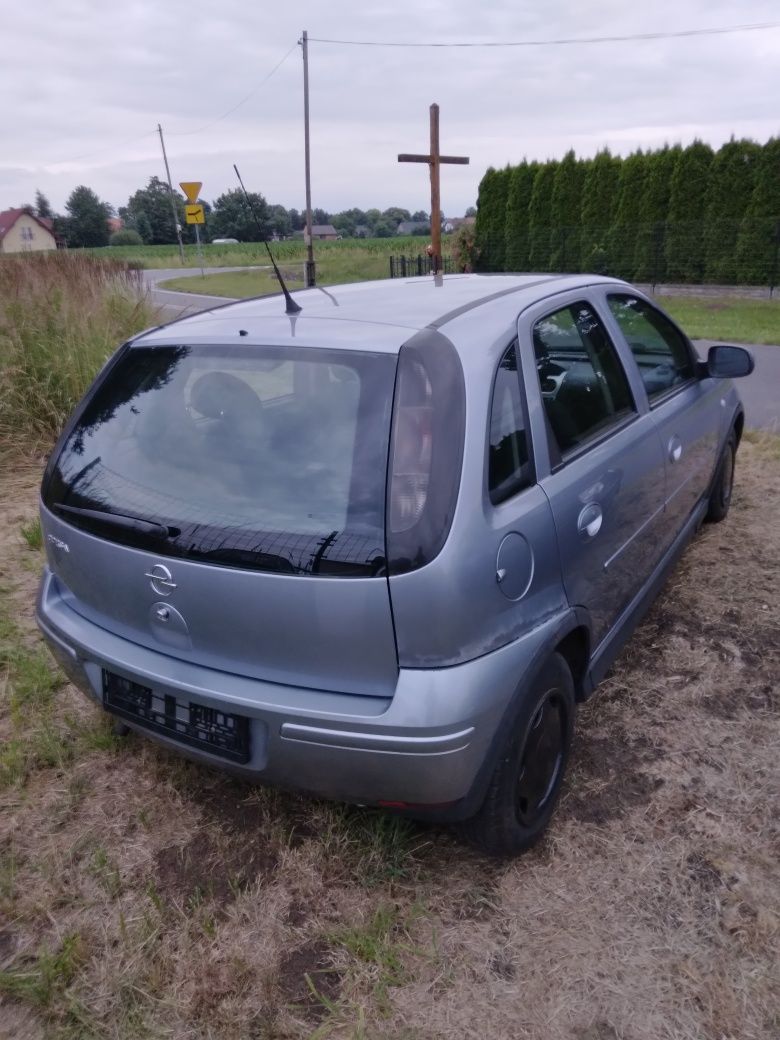 Opel corsa C 1.0 , sprowadzony,  climatronic,  5d