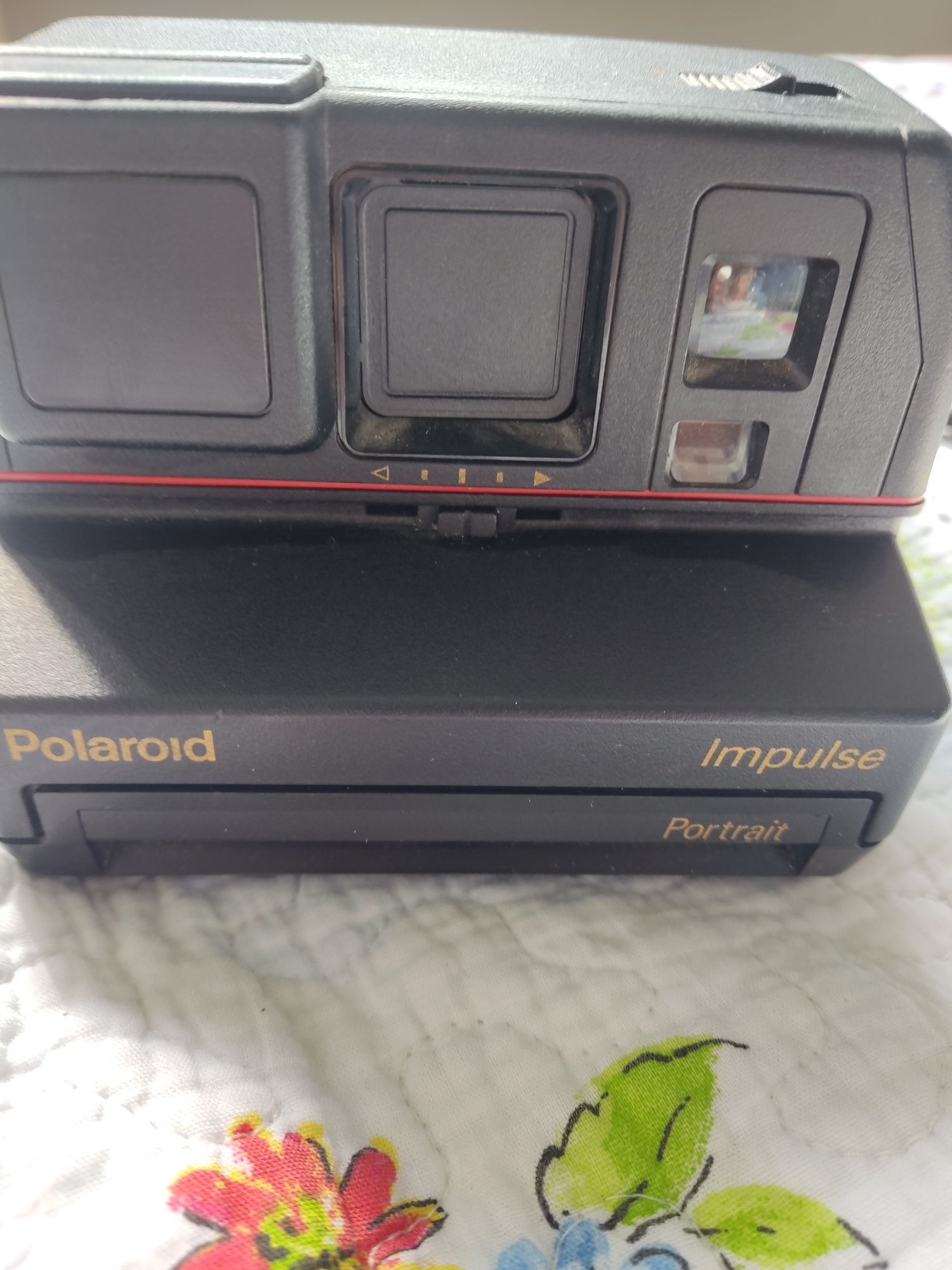 Aparat polaroid impulse