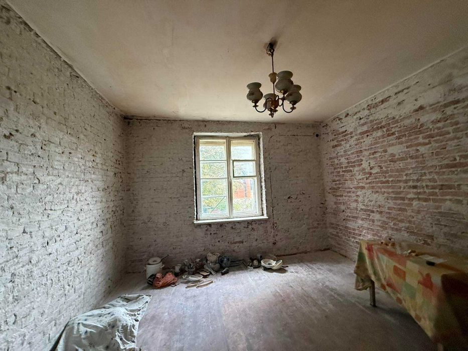 Продаж 2-кім. квартири на вул. Замарстинівській з власним подвір’ям