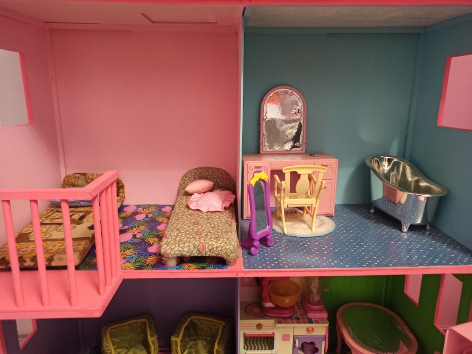 Domek dla lalek Barbie z meblami jedyny taki hand made
