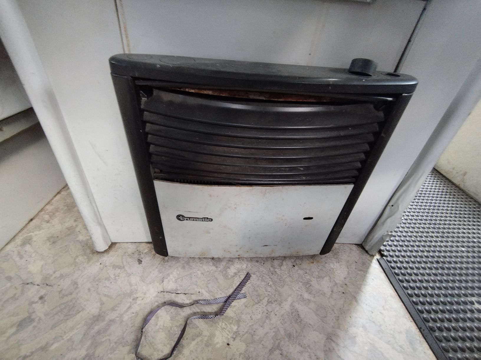 Przyczepa kempingowa lekka holenderska KIP DMC 750 lodówka ogrzewanie
