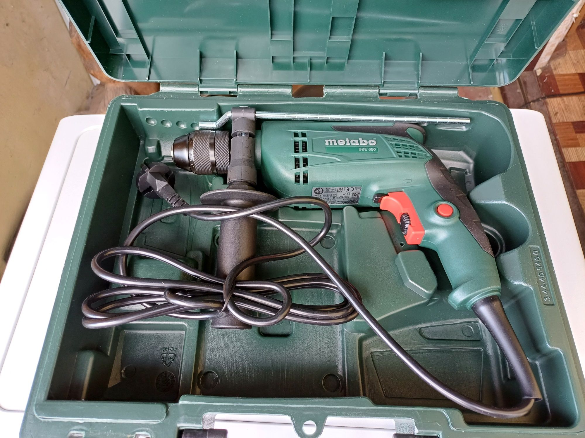 Дрель metabo, в наборе.