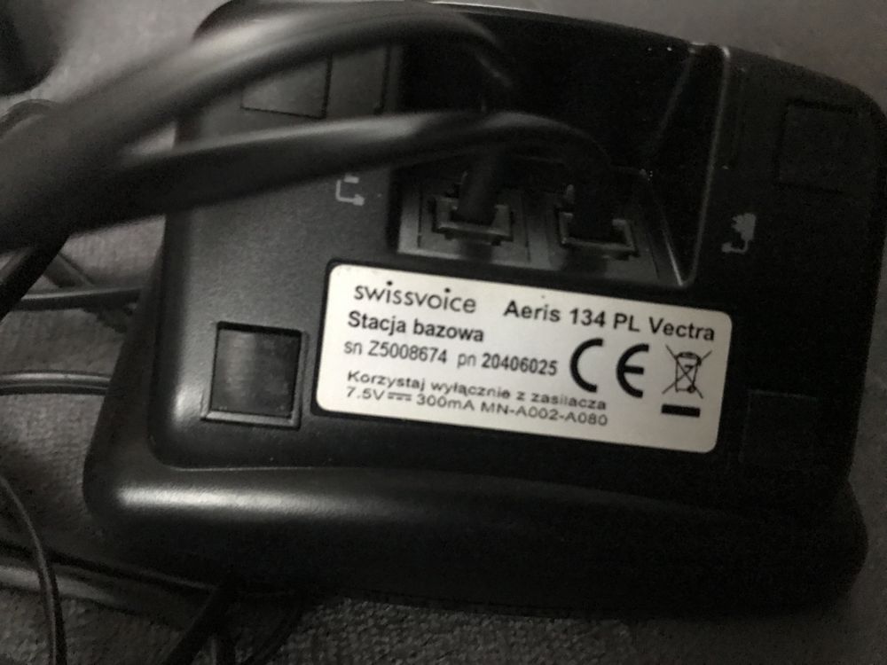 Telefon stacjonarny bezprzewodowy swissvoice aeris 134