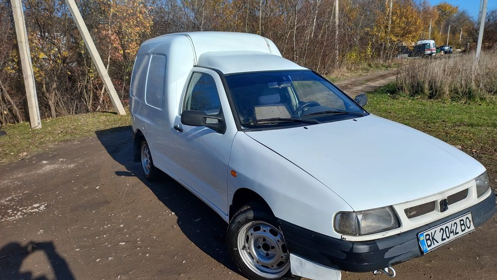 Seat inca 2000     .