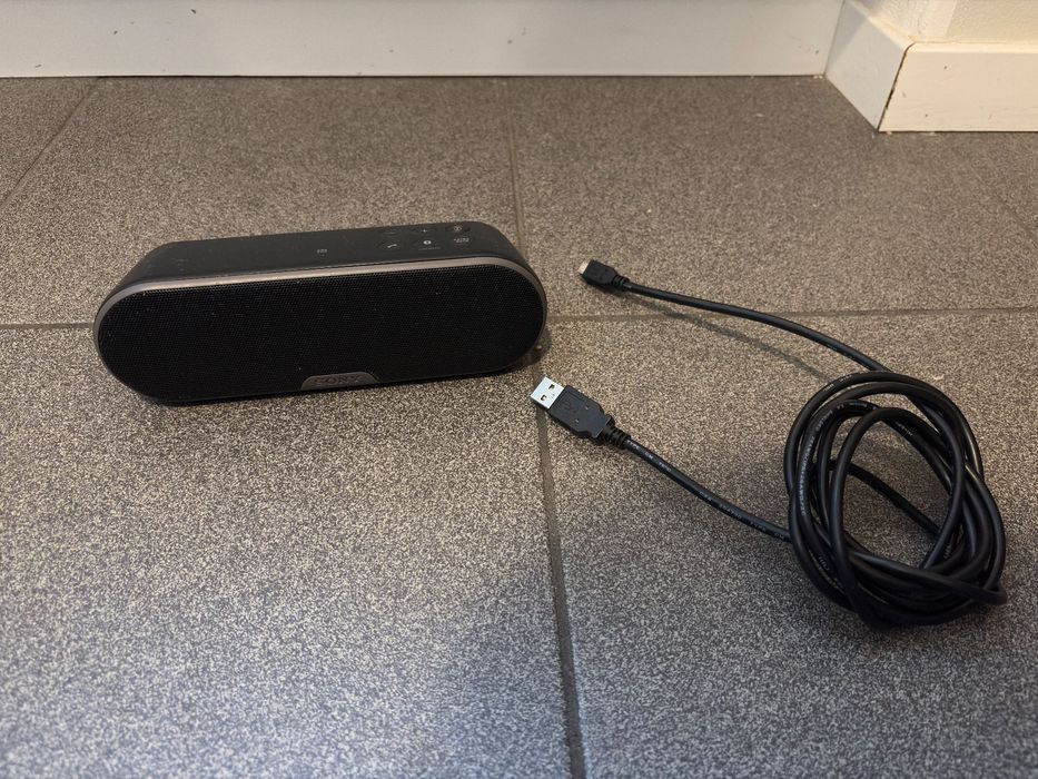 Портативна колонка Sony SRS-XB2 Extra Bass