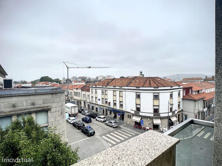 Apartamento T3 Duplex no Centro da Cidade – Para Arrendamento