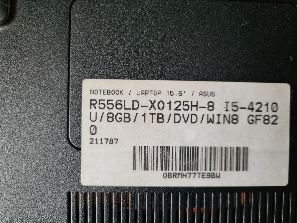 Laptop Asus R556l