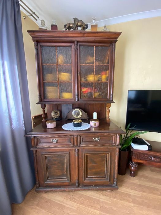 Zestaw Mebli. Wypoczynek witryna duży stół