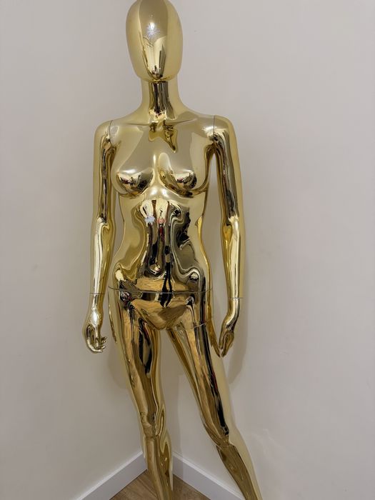 Manekin całopostaciowy złoty