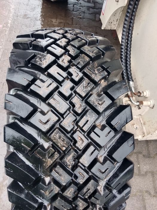 Opony przemysłowe 15.5/60r18