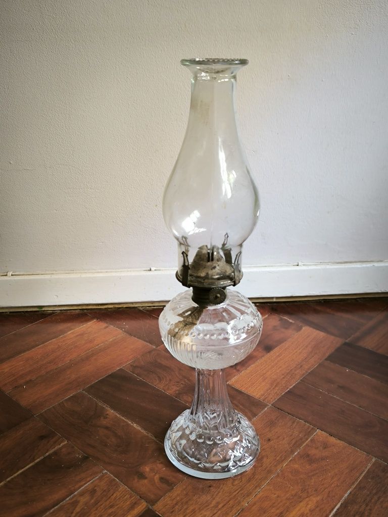 2 Candeeiros de Petróleo