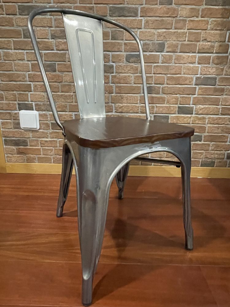 Cadeiras Estilo Industrial