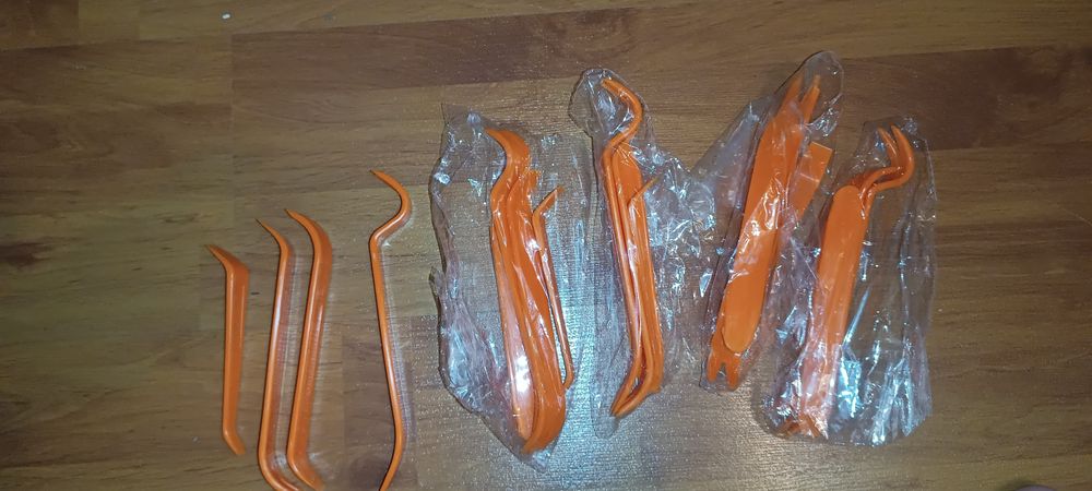 Лопатки для розбору салону