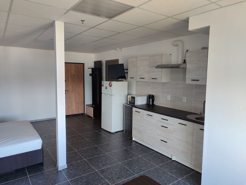 Здам однокімнатну квартиру на початку міста.