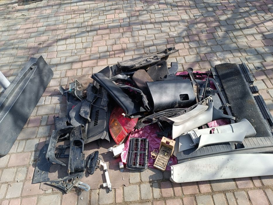 Субару легаси Пластик салона, датчики