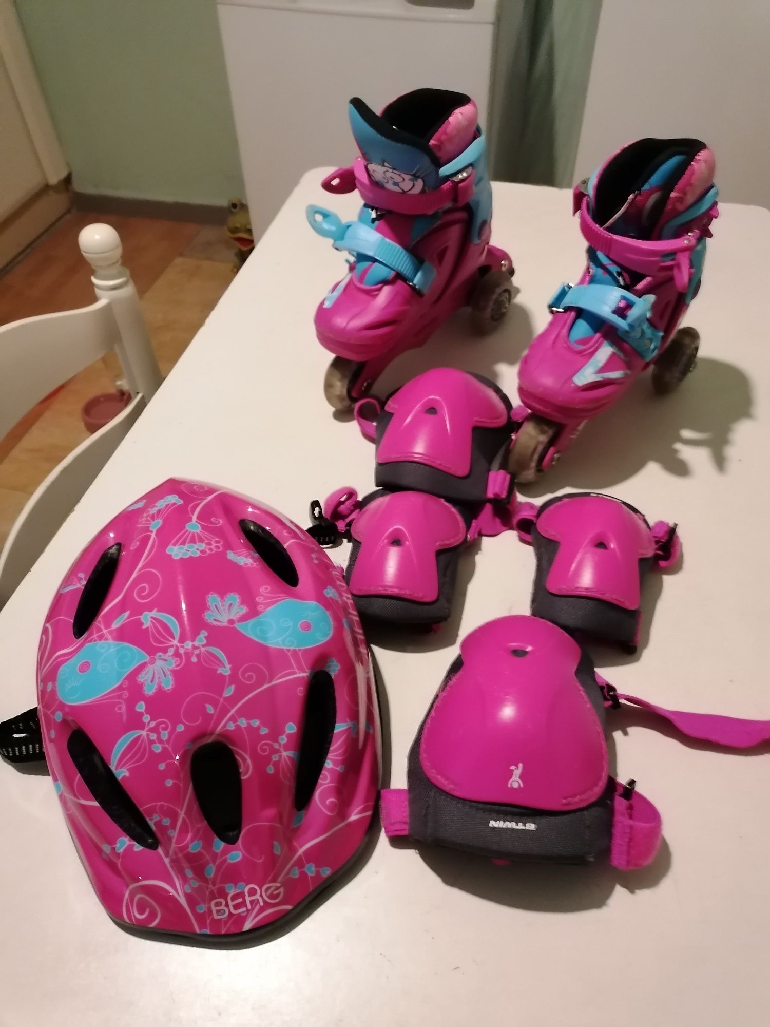 Conjunto de patins de menina