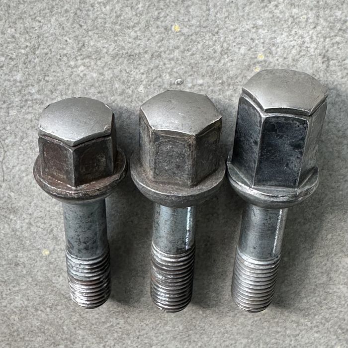 Болти колісні AMG Mercedes w124 w126 w201 190 R129 w210 w202 M12 x1,5