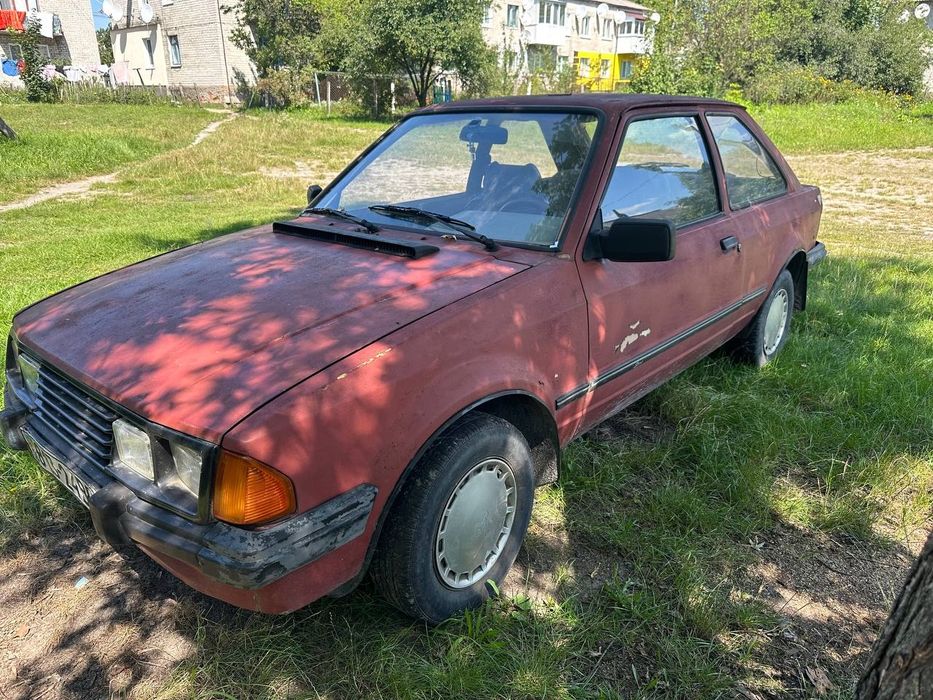 Продам форд ескорт 1.1