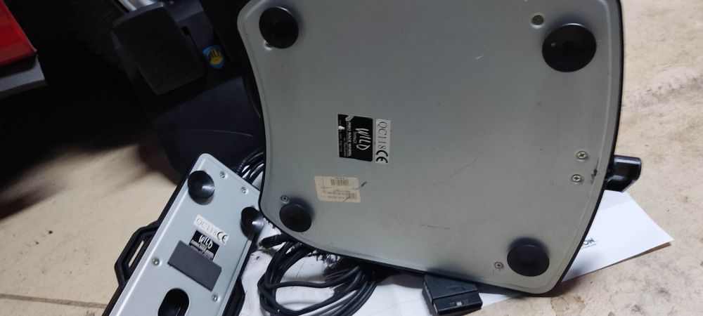 Volante+pedais+velocidades+travão de mão PS1/PS2