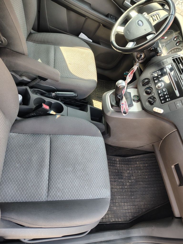 Ford C max z 2007 roku