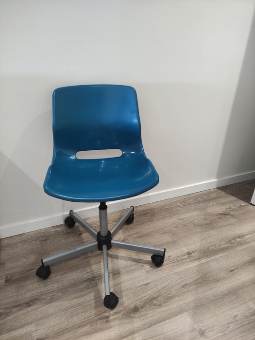 Cadeira Snille Swivel Azul Petróleo