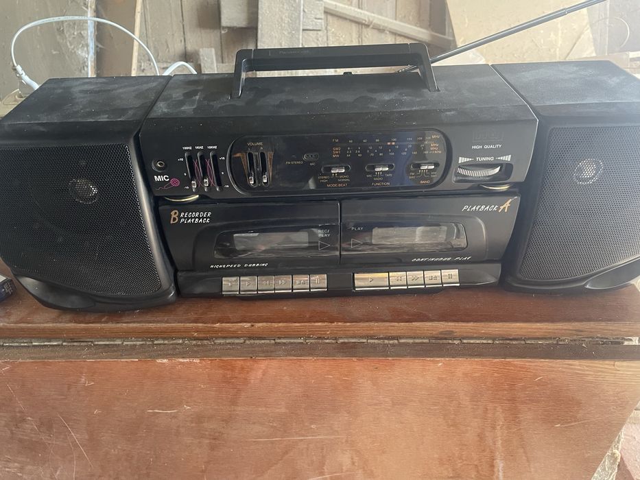 Магнитофон