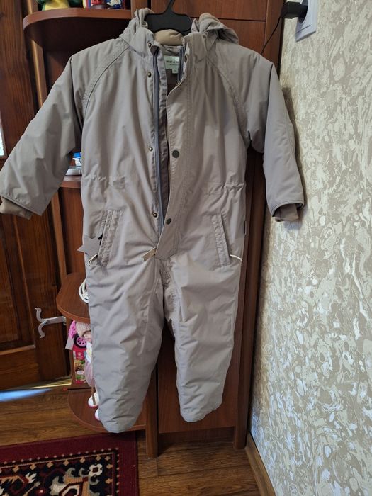 Дитячий сірий комбінезон