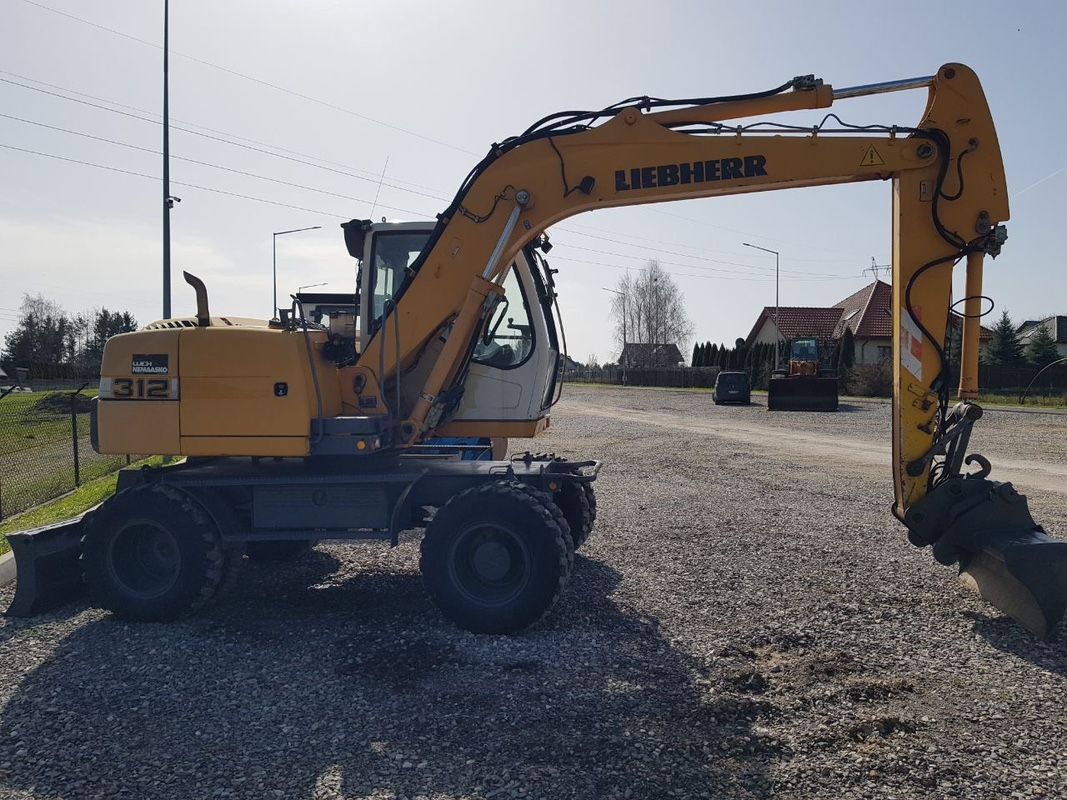 Liebherr 312 Litronic Koparka Kołowa  Klimatyzacja, Centralne