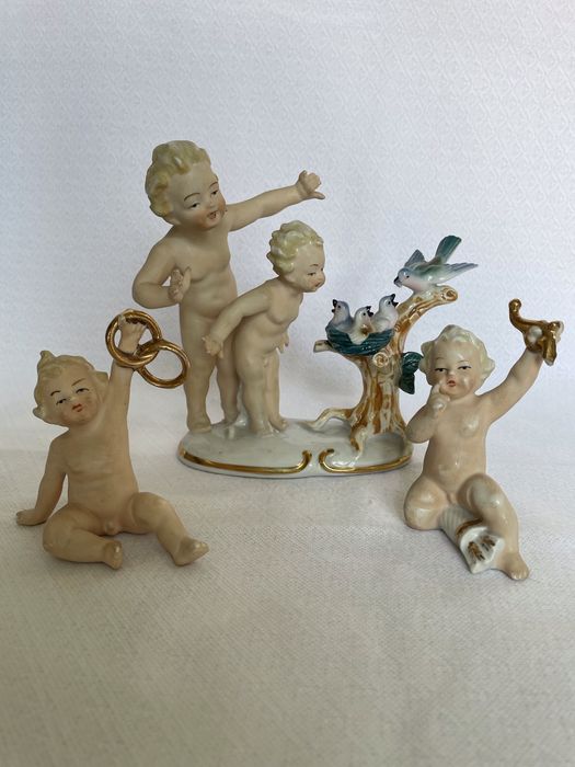 Статуэтки Мальчики у гнезда, путти, Германия