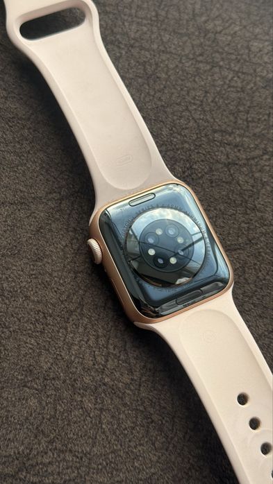 Apple Watch series 6, 40 mm