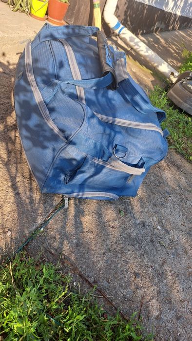 Продам валізи дорожні