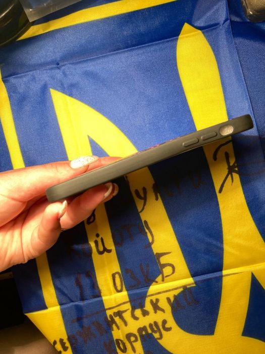 Чохли на IPHONE нові